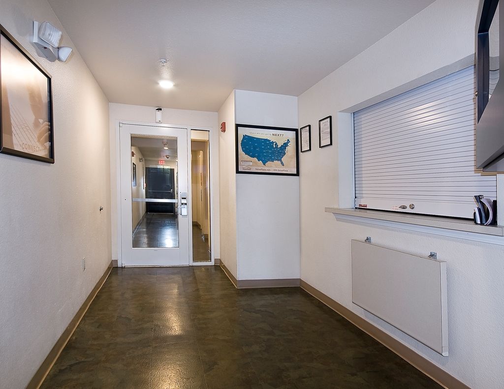 Woodspring Suites Greenville シンプソンビル インテリア 写真